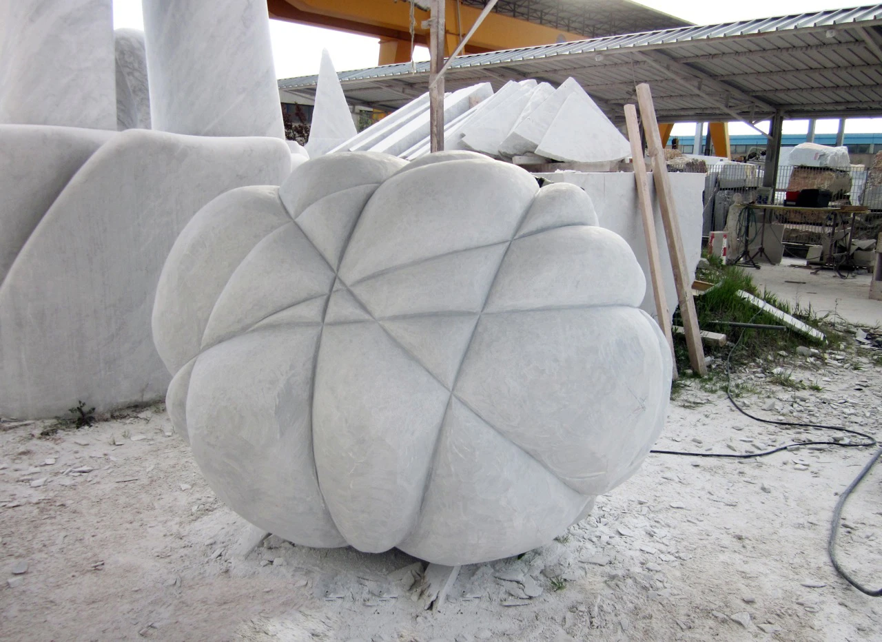 Trace of Pandora White Carrara marble by Sibylle Pasche